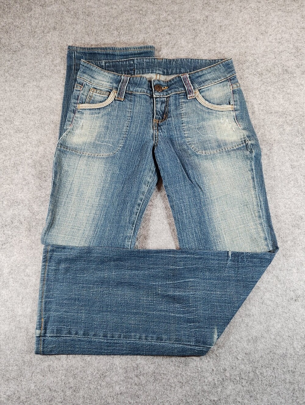 Blanco Jeans Classic Low Rise Y2k Flare Denim Jeans in Washed Blue